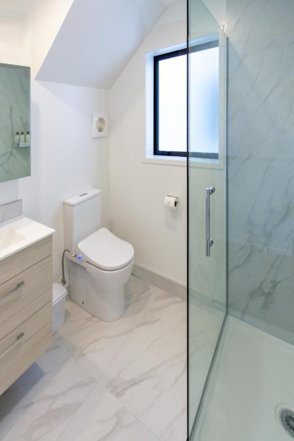 כרייסטצ'רץ' Central City Awaits 2 Bed 2 Bath With Carpark מראה חיצוני תמונה